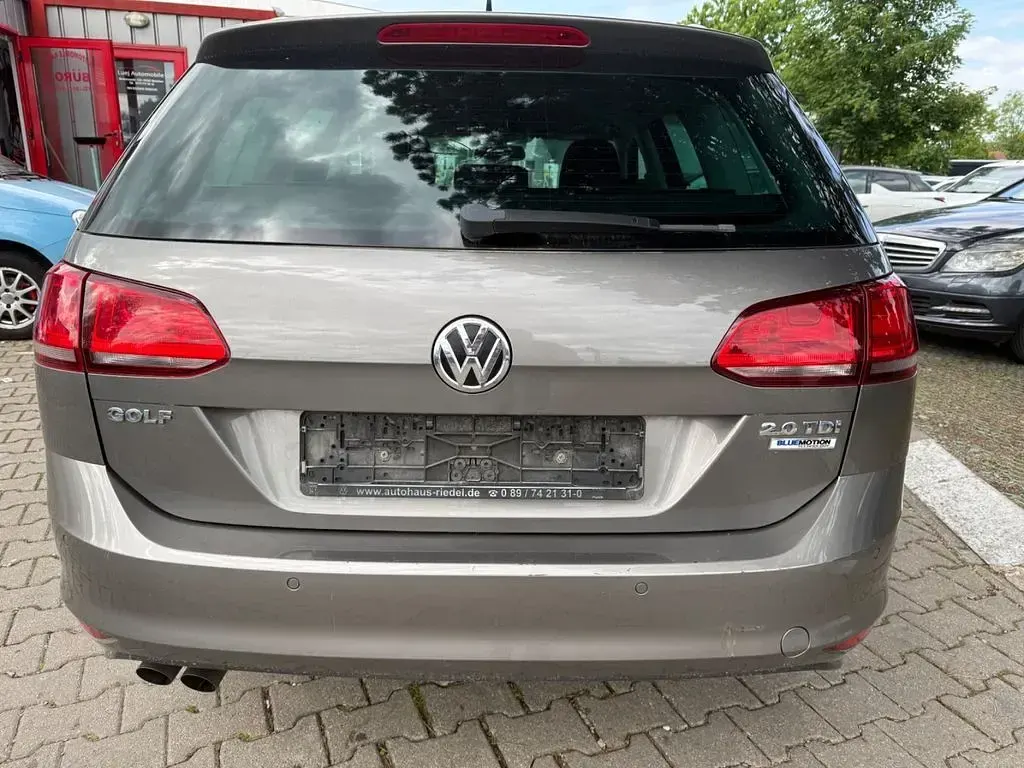 Gebraucht VW Golf VII LOUNGE 150 PS (110 kW) 2015 Grau Kombi