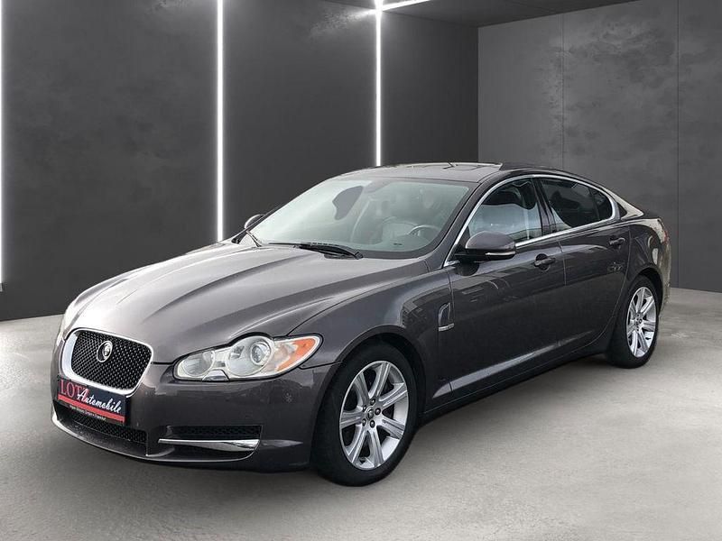 Gebraucht Jaguar XF Luxury 275 PS (202 kW) 2009 Grau Limousine