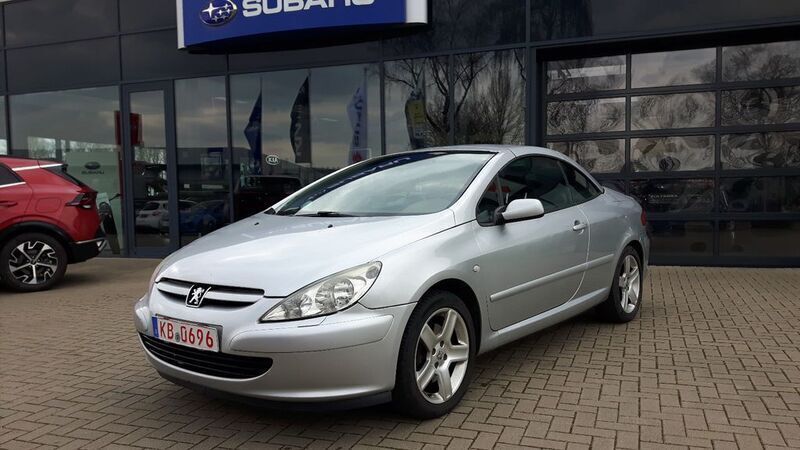 Grau Gebraucht 2005 Peugeot 307 CC Sport Cabrio | 1.890 € (Guter Preis) - Bild 1/4