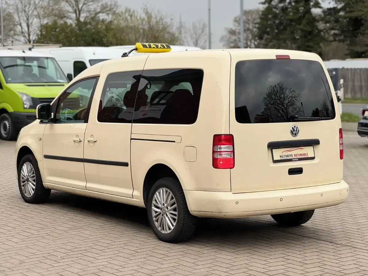 Gebraucht VW Caddy Maxi Trendline 102 PS (75 kW) 2015 Beige Van / Kleinbus