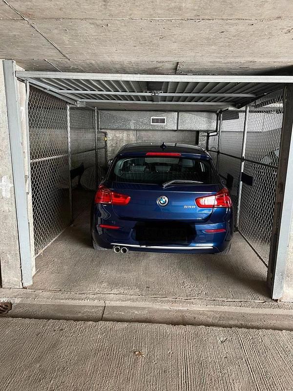Usata BMW 120 184 CV (135 kW) 2019 Blu Utilitaria