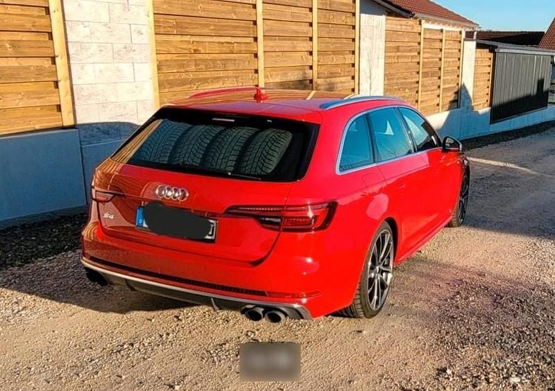 Second-hand Audi S4 354 CP (260 kW) 2018 Roșu Break