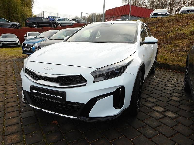 Weiß Gebraucht 2023 Kia XCeed Vision SUV | 20.850 € (Fairer Preis) - Bild 1/4
