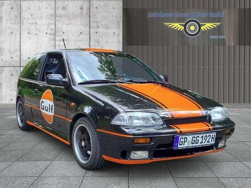 Gebraucht Suzuki Swift 101 PS (74 kW) 1992 Deep black met. Kleinwagen