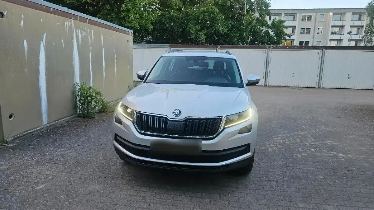 Gebraucht Skoda Kodiaq 186 PS (136 kW) 2021 Grau SUV
