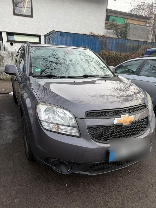 Grau Gebraucht 2012 Chevrolet Orlando Van / Kleinbus | 4.000 € (Superpreis) - Bild 1/3
