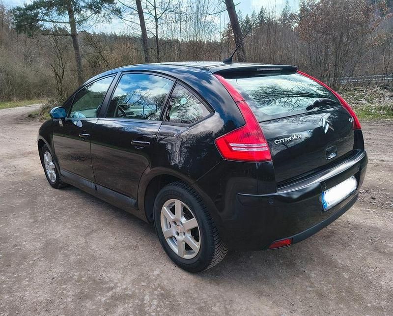 Gebraucht Citroën C4 120 PS (88 kW) 2009 Schwarz Limousine