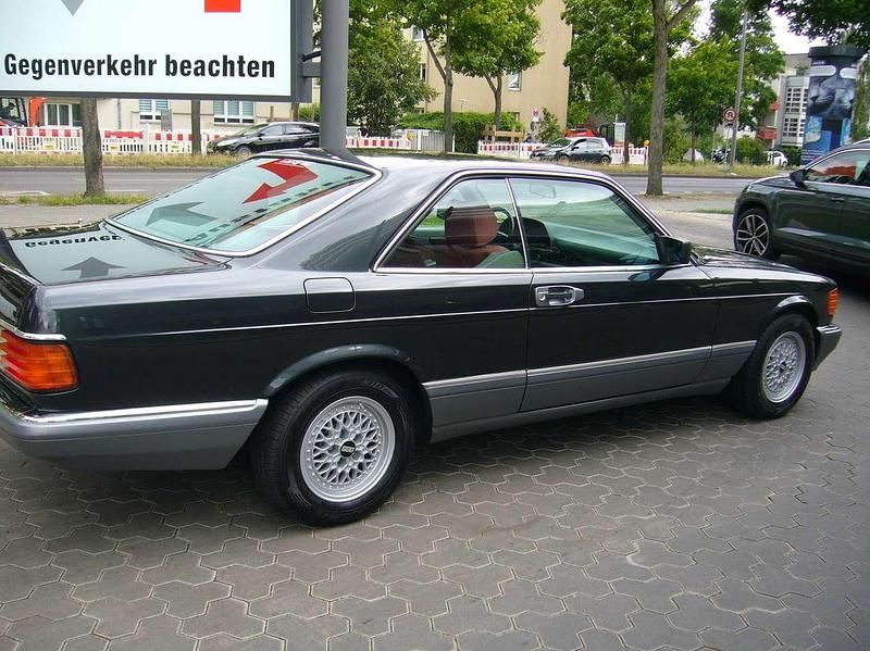 Gebraucht Mercedes 560 299 PS (219 kW) 1989 Schwarz Coupé