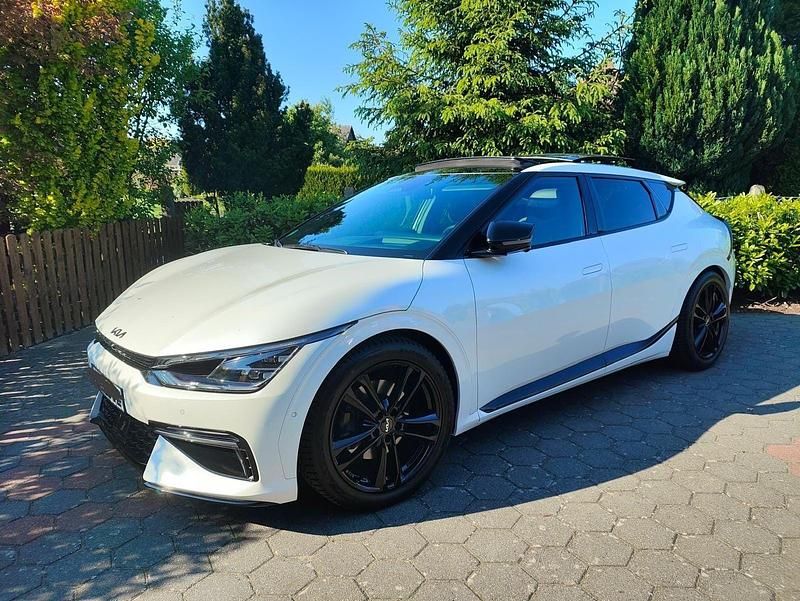 Weiß Gebraucht 2022 Kia EV6 GT-Line SUV | 31.200 € (Guter Preis) - Bild 1/4