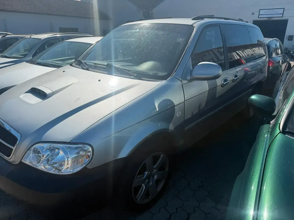 Gebraucht Kia Carnival 144 PS (105 kW) 2006 Grau Van / Kleinbus