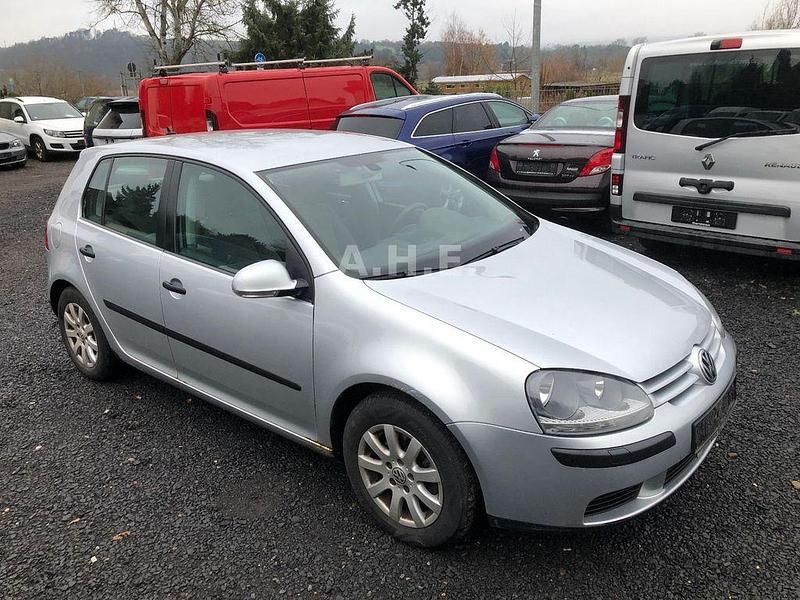 Silber Gebraucht 2005 VW Golf IV Comfortline Limousine | 1.750 € (Superpreis) - Bild 1/4