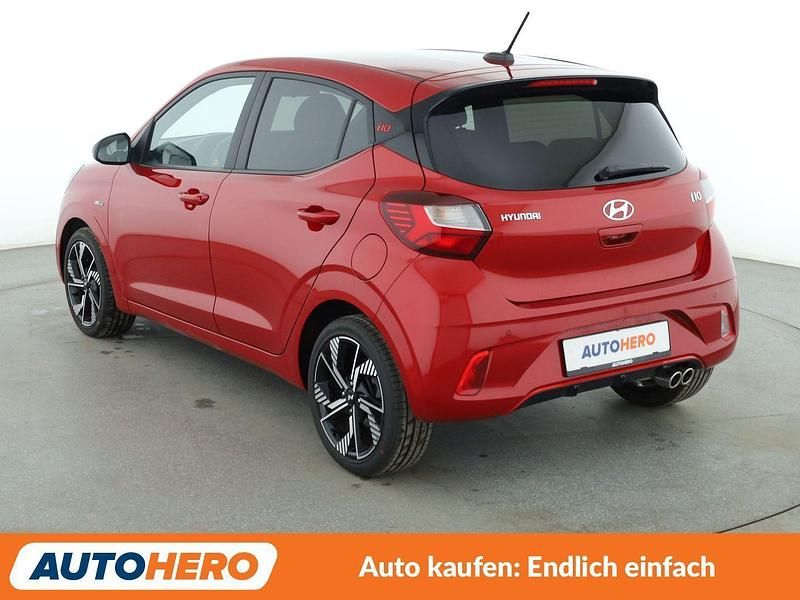 Gebraucht Hyundai i10 90 PS (66 kW) 2024 Rot Kleinwagen