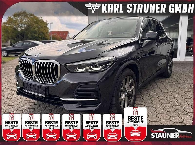 Grau Gebraucht 2022 BMW X5 Sport Line SUV | 51.980 € (Superpreis) - Bild 1/2
