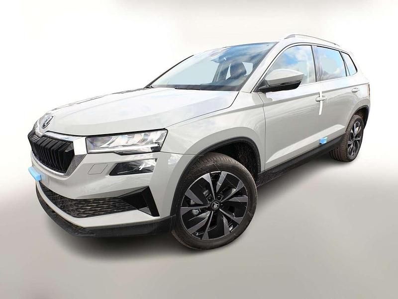 Stahlgrau Neu 2025 Skoda Karoq Lounge SUV | 35.630 € (Fairer Preis) - Bild 1/4
