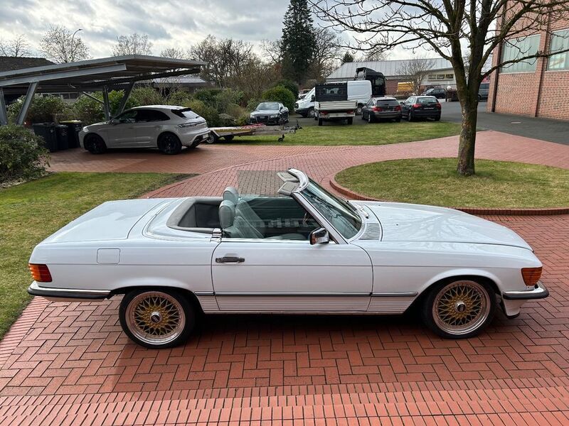 Gebraucht Mercedes 560 231 PS (169 kW) 1986 Weiß Cabrio