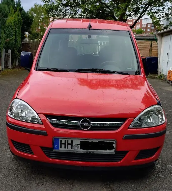 Używany Opel Combo 94 KM (69 kW) 2010 Niebieski Minivan