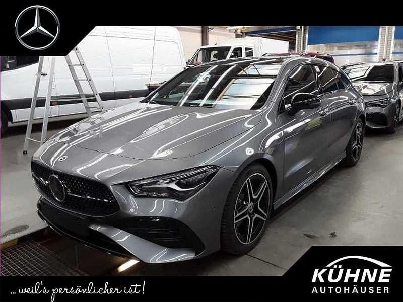 Grau, Gebraucht 2024 Mercedes CLA180 Shooting Brake AMG Kombi | 33.900 € (Etwas zu teuer) - Bild 1/4
