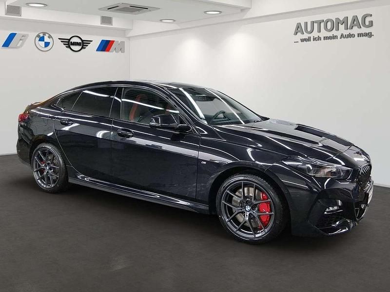 Gebraucht BMW 220 Comfort Edition 178 PS (130 kW) 2024 Saphirschwarz Coupé