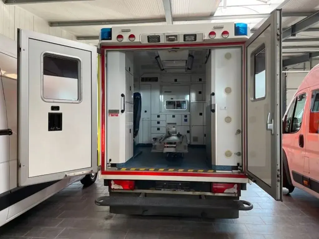 Gebraucht Mercedes Sprinter 190 PS (139 kW) 2016 Weiß Van
