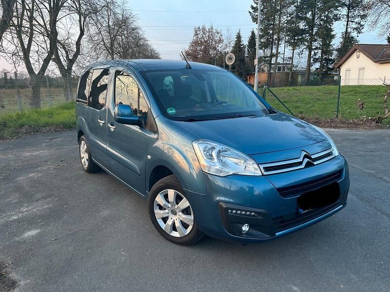 Gebraucht Citroën Berlingo PureTech 110 PS (80 kW) 2018 Blau Van / Kleinbus