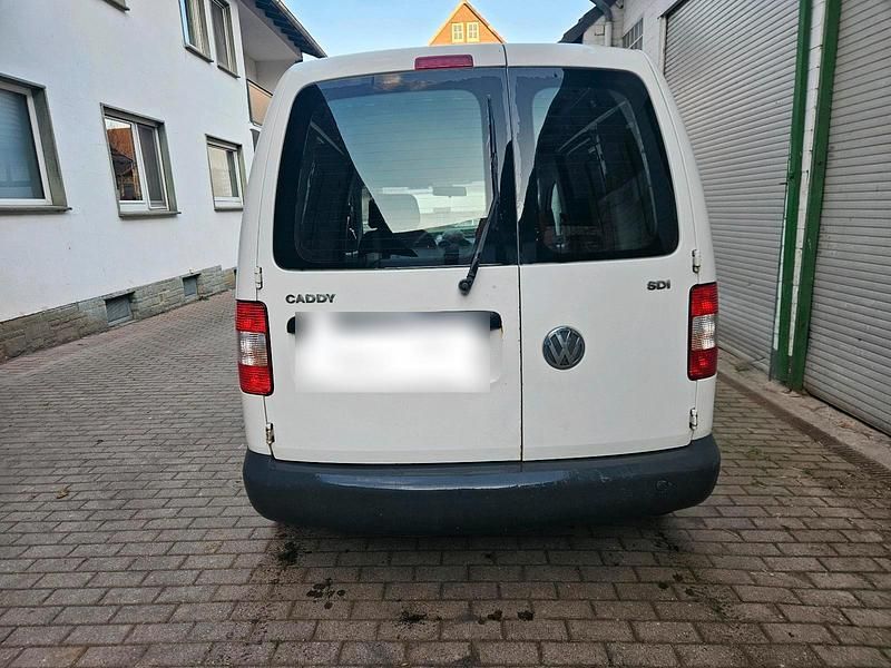 Second-hand VW Caddy 69 CP (50 kW) 2004 Alb Monovolum