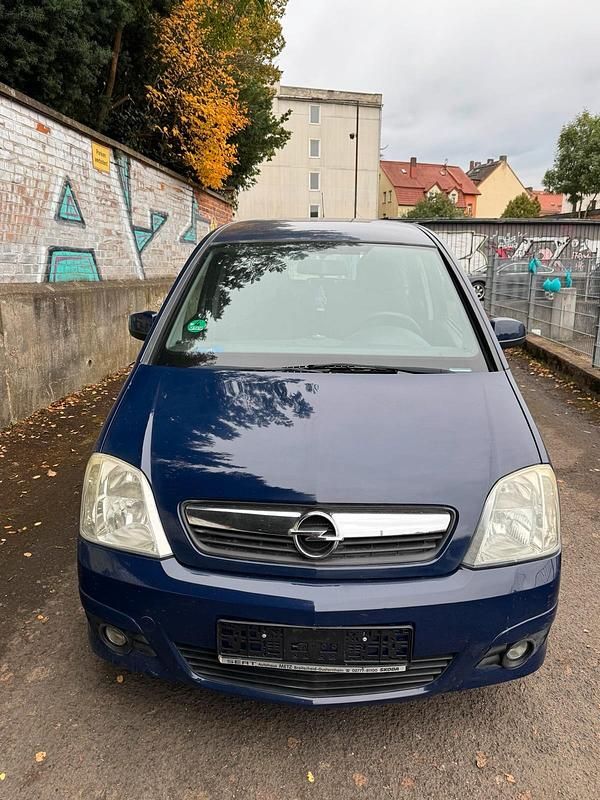 Blau Gebraucht 2008 Opel Meriva Van / Kleinbus | 3.890 € (Etwas zu teuer) - Bild 1/4