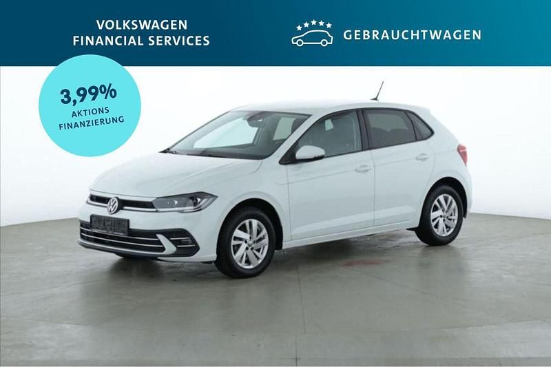 Weiß Gebraucht 2022 VW Polo Style Kleinwagen | 17.969 € (Guter Preis) - Bild 1/4
