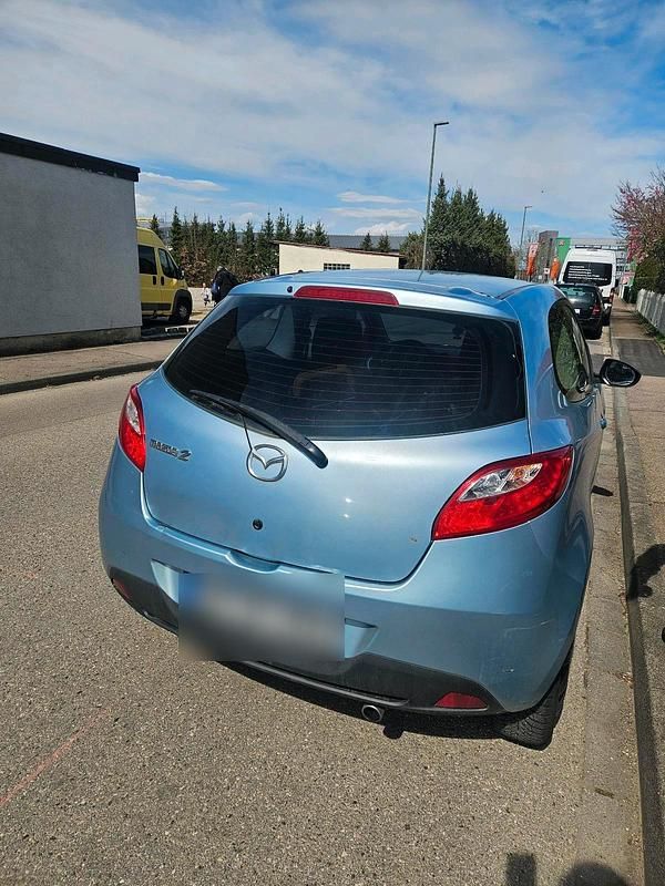 Gebraucht Mazda 2 75 PS (55 kW) 2008 Andere farben Kleinwagen
