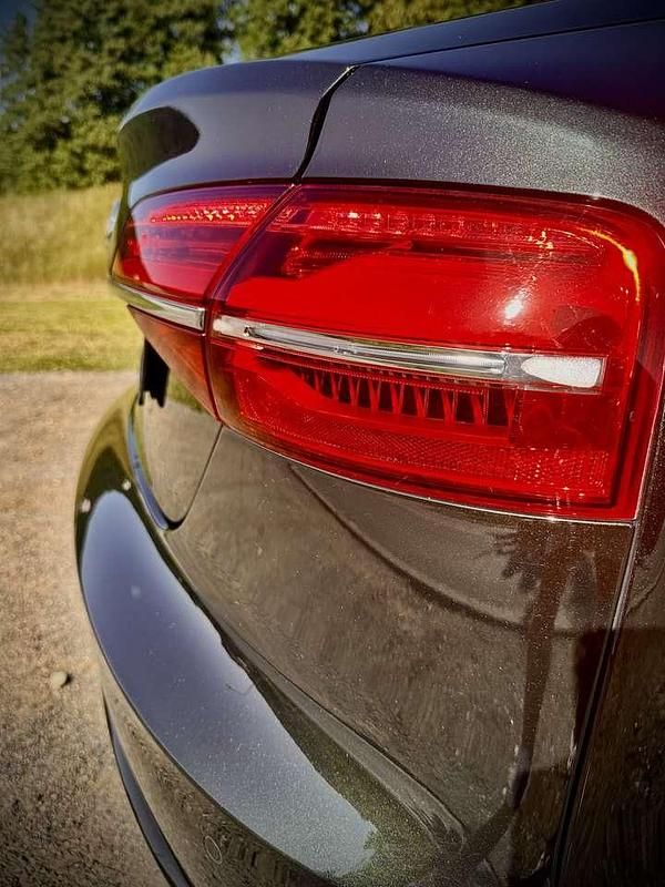 Gebraucht Audi S8 Comfort 519 PS (381 kW) 2014 Limousine