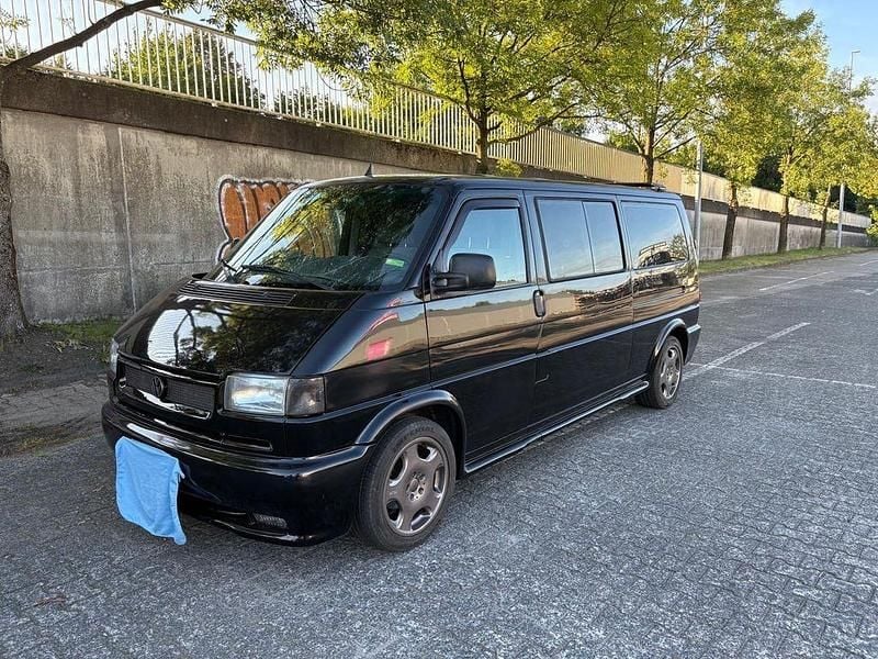 Second-hand VW T4 77 CP (56 kW) 1995 Negru Van