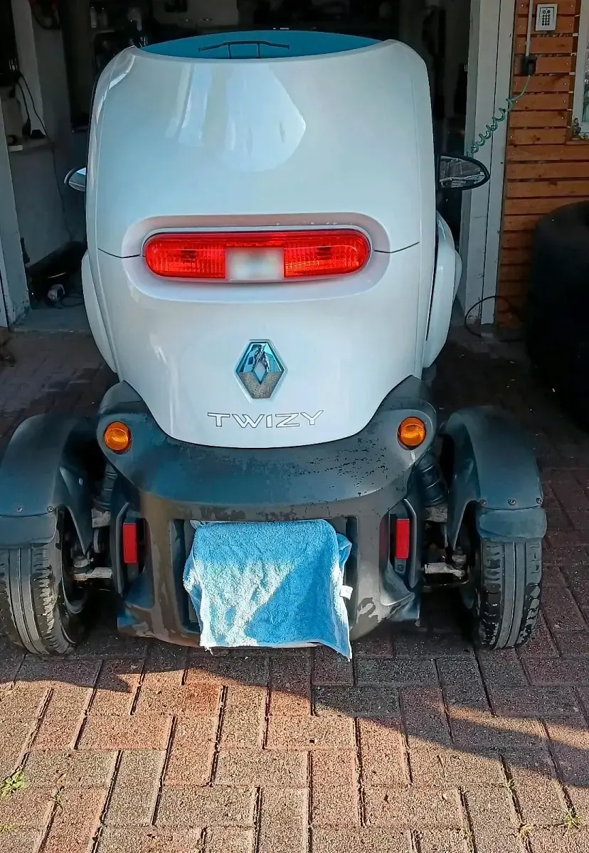 Gebraucht Renault Twizy 12 kW (17 PS) 2012 Weiß Kleinwagen