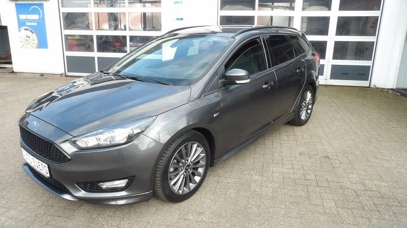 Gebraucht Ford Focus ST-Line 125 PS (91 kW) 2018 Magnetic Kombi