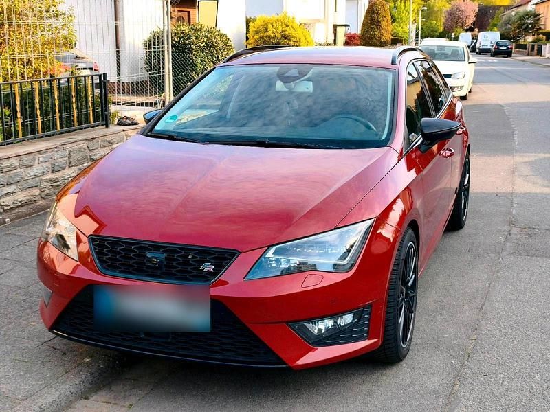 Second-hand Seat Leon ST FR 150 CP (110 kW) 2015 Roșu Break