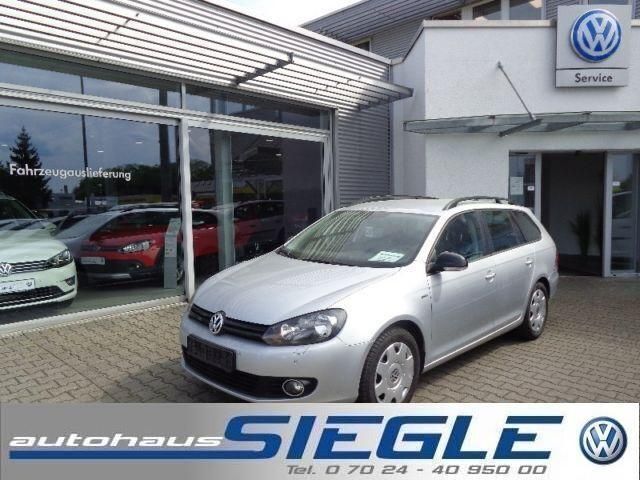 Silber metallic Gebraucht 2013 VW Golf VII Match Kombi | 9.890 € (Etwas zu teuer) - Bild 1/4