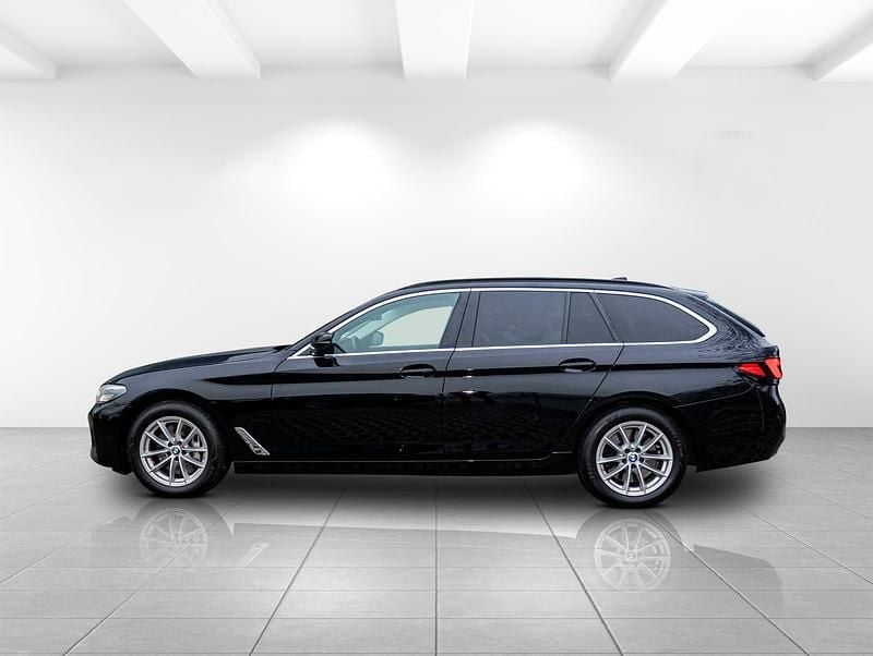 Gebraucht BMW 530 Performance 286 PS (210 kW) 2022 Schwarz ii Kombi
