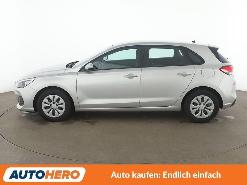 Gebraucht Hyundai i30 YES! 99 PS (72 kW) 2019 Grau Limousine