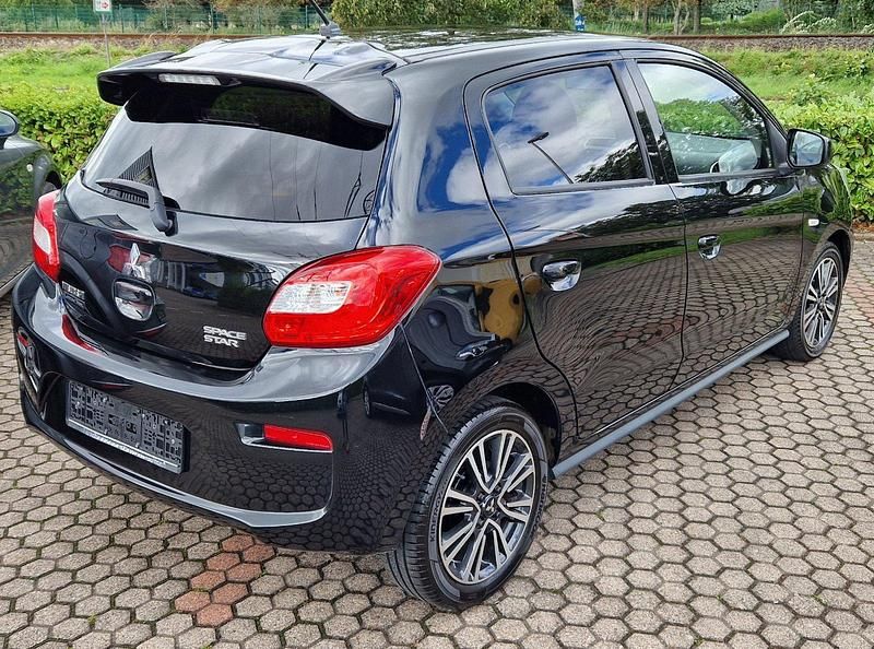 Gebraucht Mitsubishi Space Star Edition+ 80 PS (58 kW) 2018 Schwarz Kleinwagen