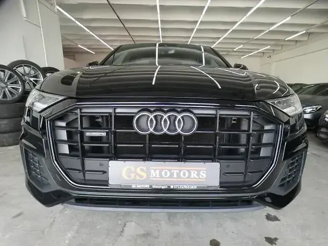 Gebraucht Audi Q8 S-Line 286 PS (210 kW) 2020 Schwarz SUV