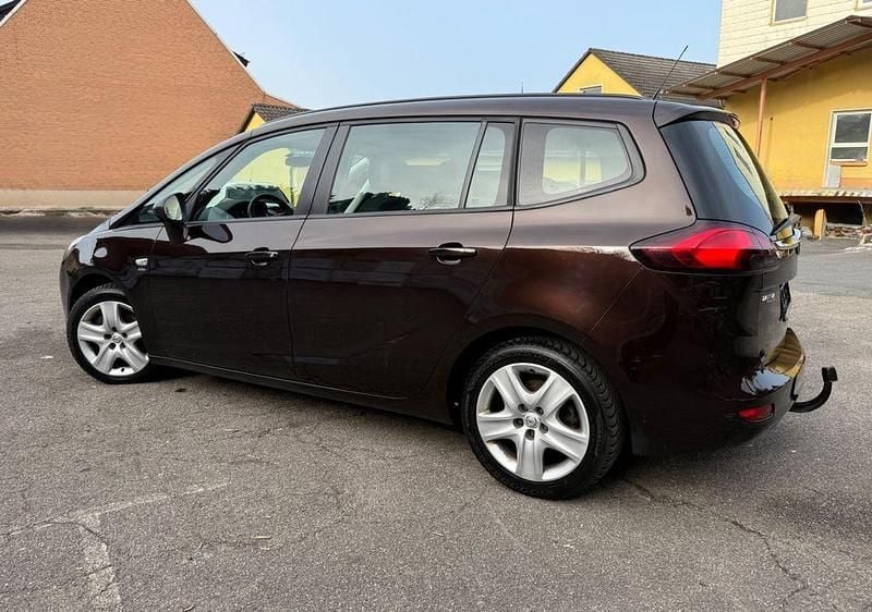 Gebraucht Opel Zafira Tourer Active 178 PS (130 kW) 2013 Van / Kleinbus