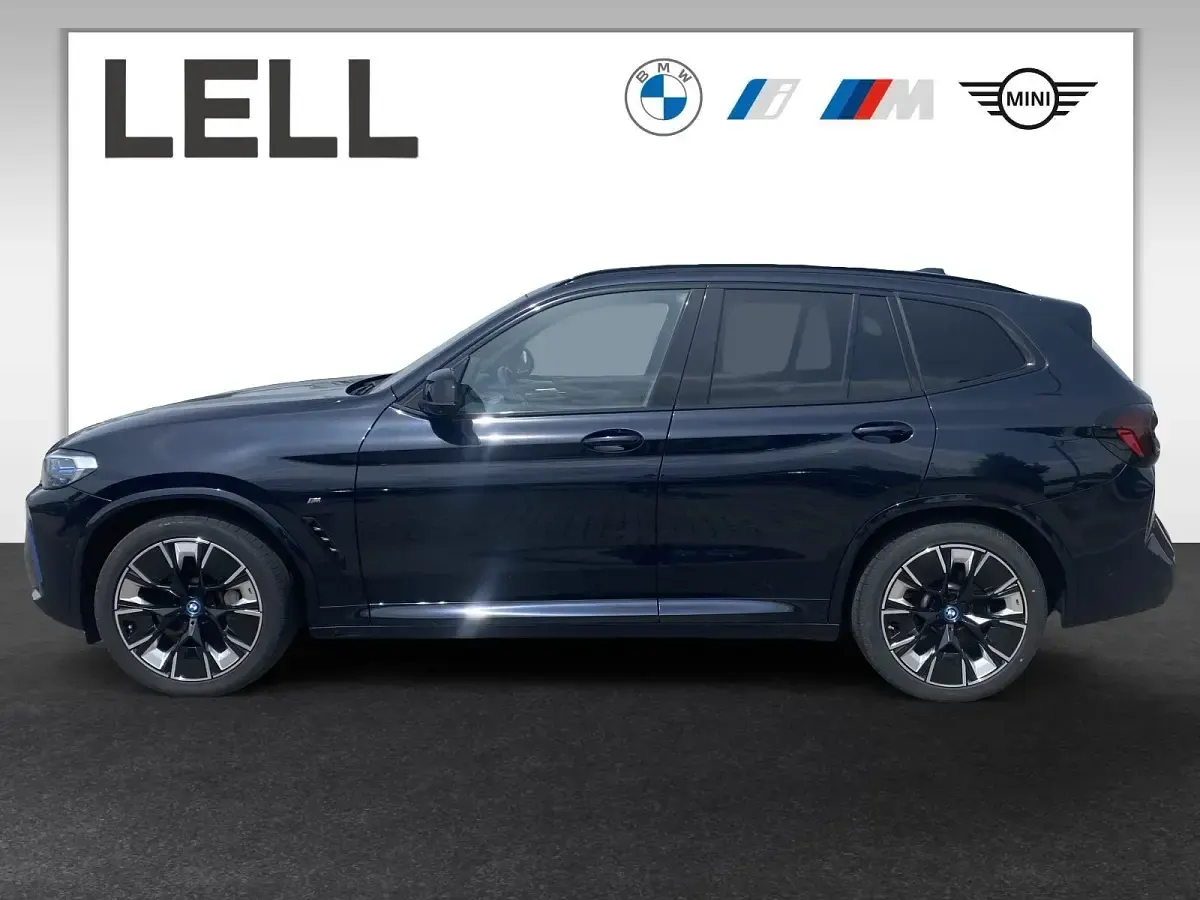 Gebraucht BMW iX3 M Sport 210 kW (286 PS) 2023 Schwarz SUV