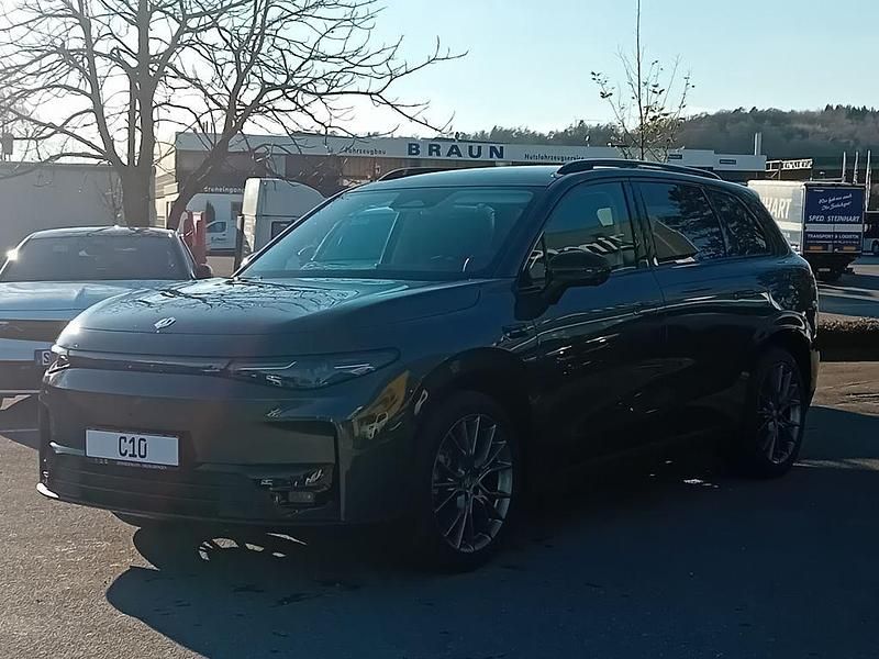 Neu Leapmotor C10 160 kW (218 PS) 2025 Canopy grey SUV