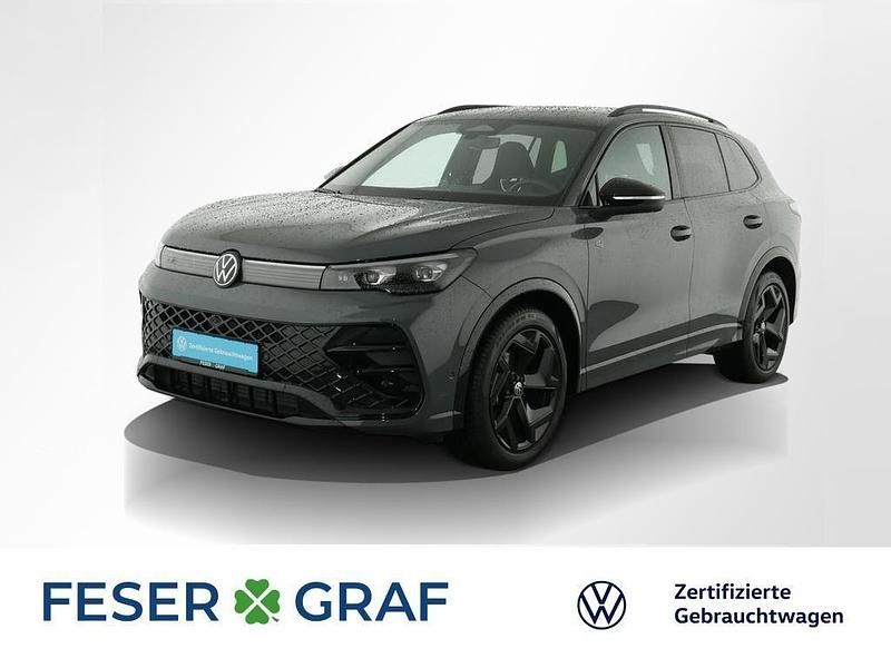Delfingrau metallic Gebraucht 2024 VW Tiguan R-line SUV | 38.208 € (Guter Preis) - Bild 1/2