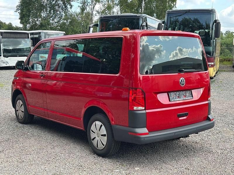 Gebraucht VW T6.1 110 PS (80 kW) 2021 Rot Van