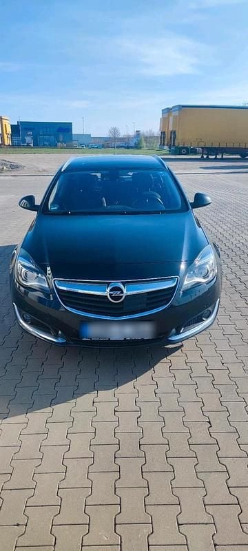 Gebraucht Opel Insignia 195 PS (143 kW) 2014 Schwarz Kombi