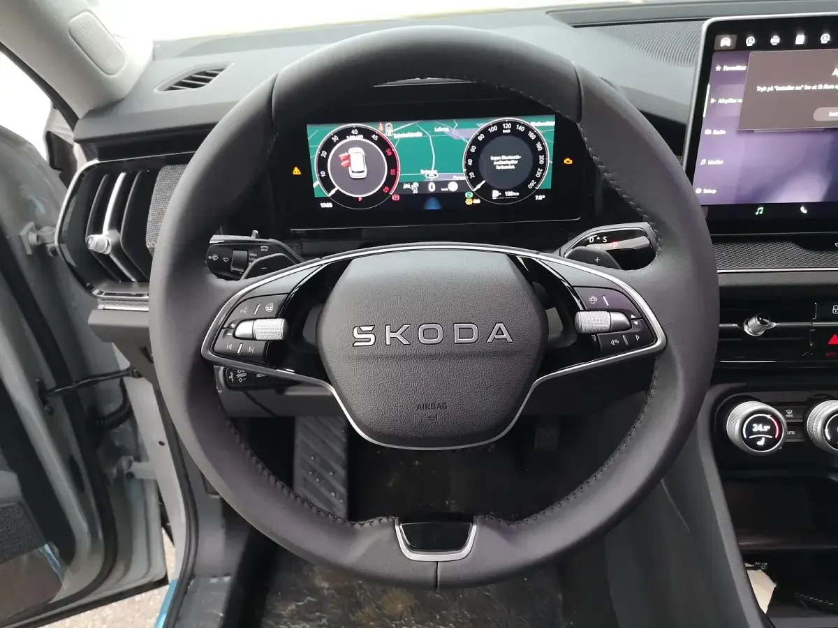 Neu Skoda Kodiaq Selection 193 PS (141 kW) 2026 Schwarzmagic perleffekt SUV