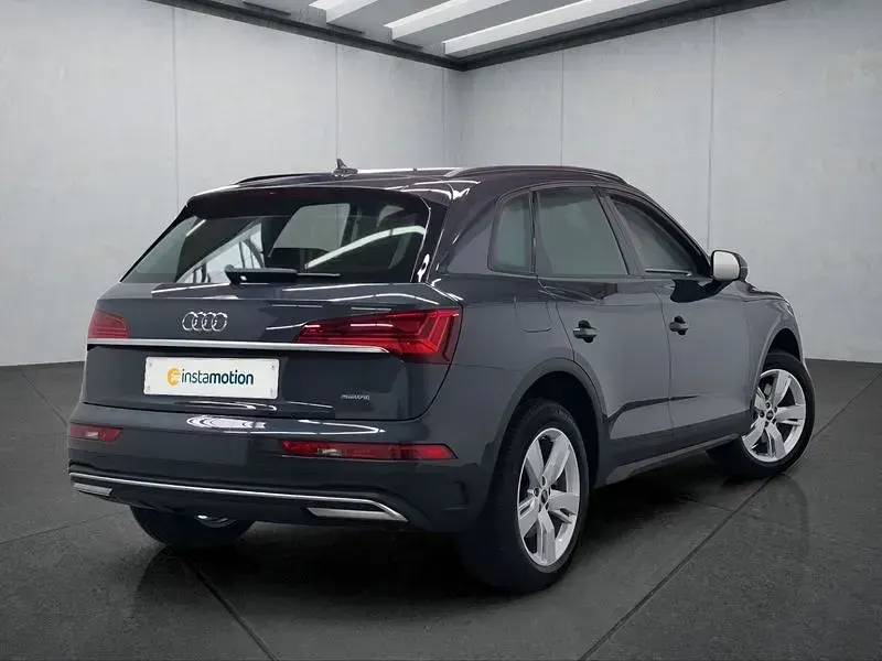 Używany Audi Q5 299 KM (219 kW) 2025 Szary SUV
