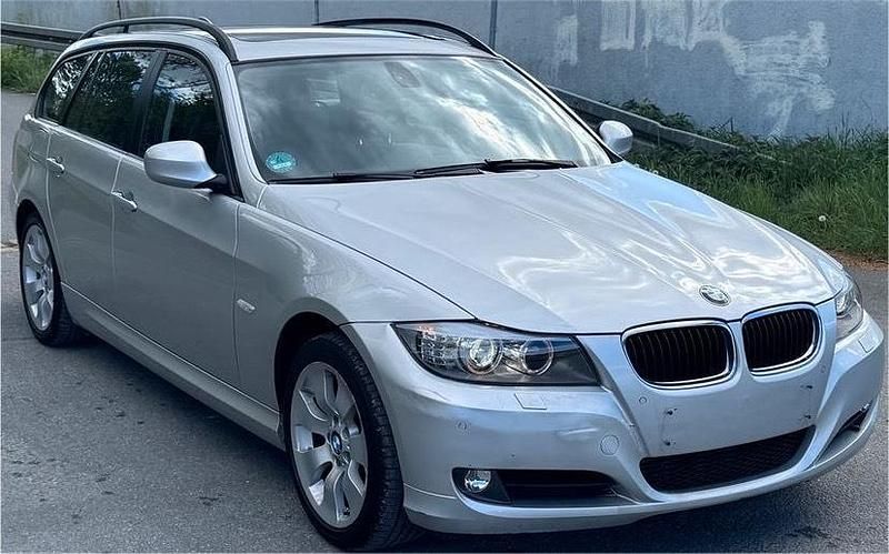 Brugt BMW 320 177 HK (130 kW) 2010 Sølv Stationcar