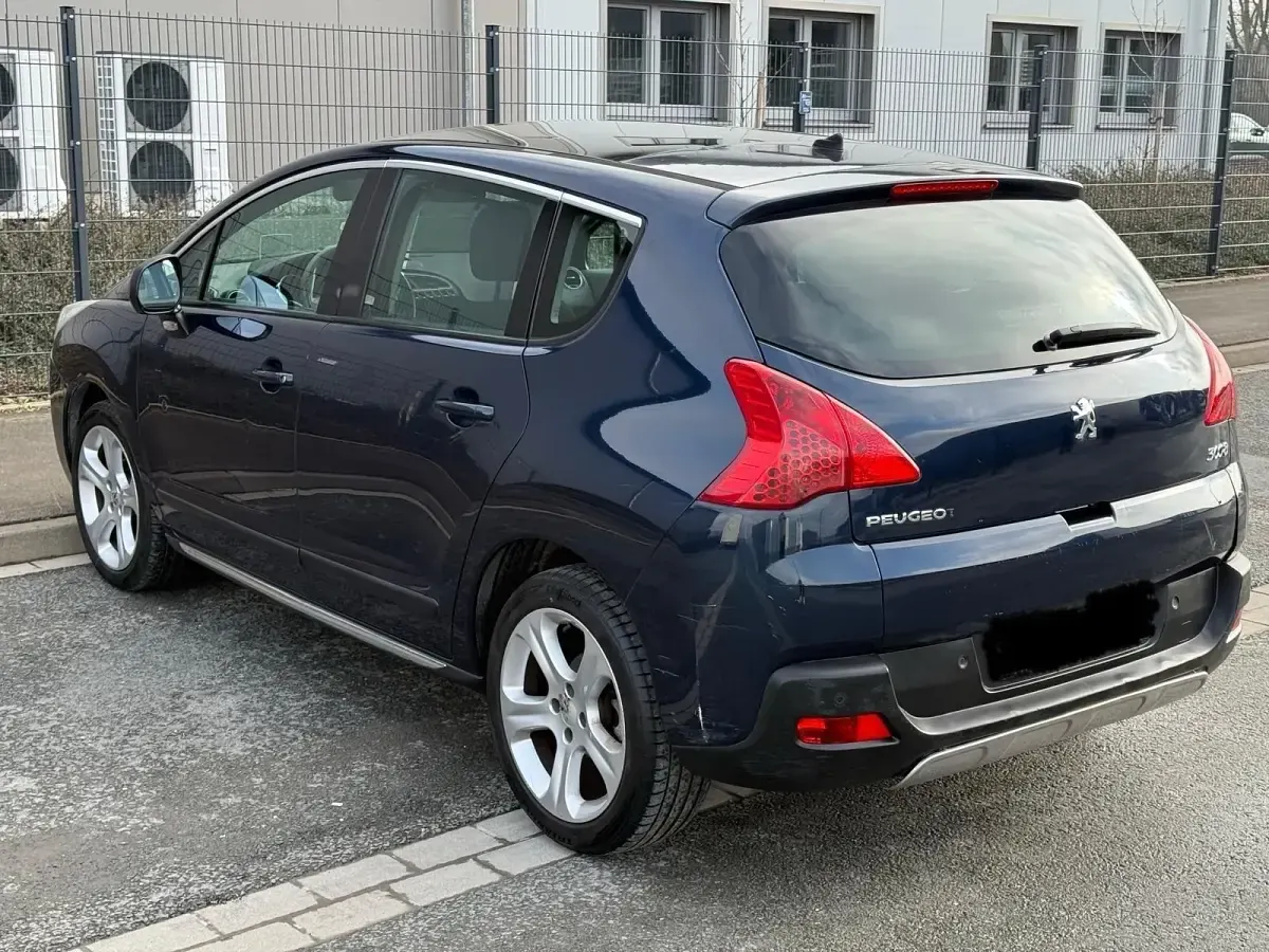 Gebraucht Peugeot 3008 163 PS (119 kW) 2010 Blau Kombi