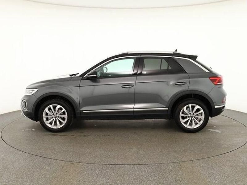 Gebraucht VW T-Roc 150 PS (110 kW) 2024 Grau SUV