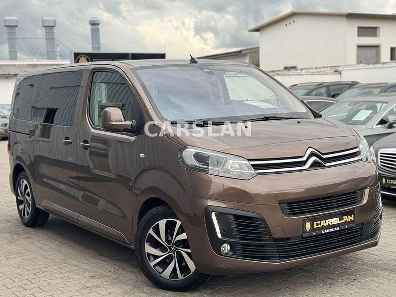 Braun Gebraucht 2018 Citroën Spacetourer Van | 20.998 € (Etwas zu teuer) - Bild 1/4